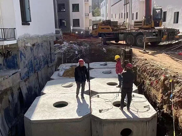 鋼筋混凝土化糞池